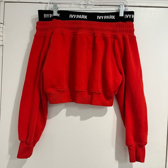 Ivypark x Beyoncé Red Cropped Off the Shoulder Sweatshirt Sz. S - Picture 3 of 8